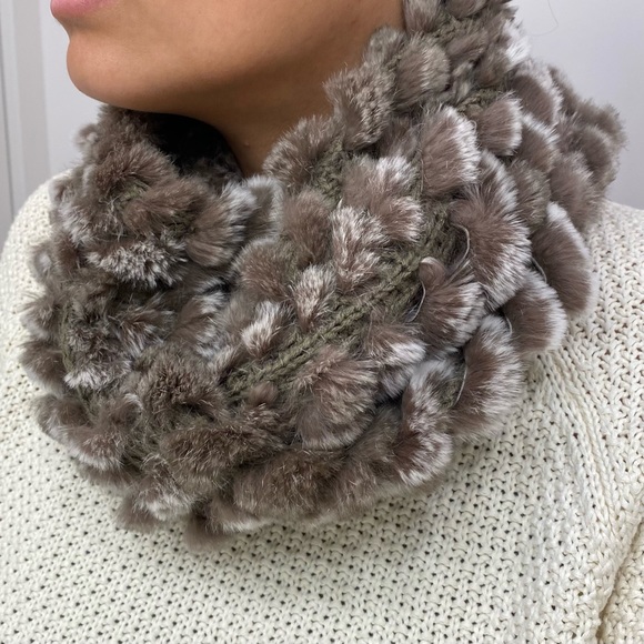 Adrienne Landau Real Fur Rabbit Infinity Scarf Cowl Brown - Picture 2 of 9